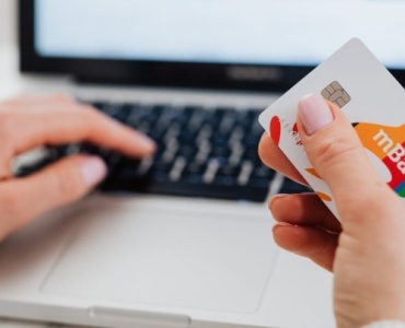 Jak działa bramka płatnicza? Kulisy szybkich i bezpiecznych płatności online