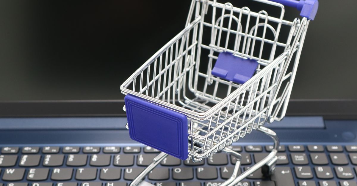Jak wybrać idealną platformę sprzedażową? Praktyczny przewodnik dla e-commerce